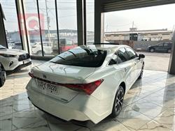 تويوتا أفالون